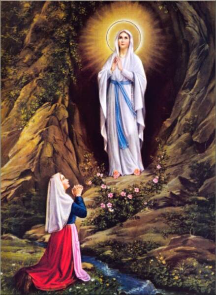 Nossa Senhora de Lourdes 3